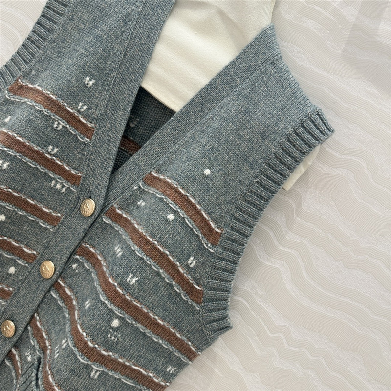Ch**el striped cashmere vest coat