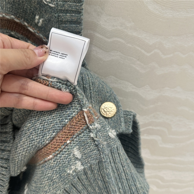 Ch**el striped cashmere vest coat