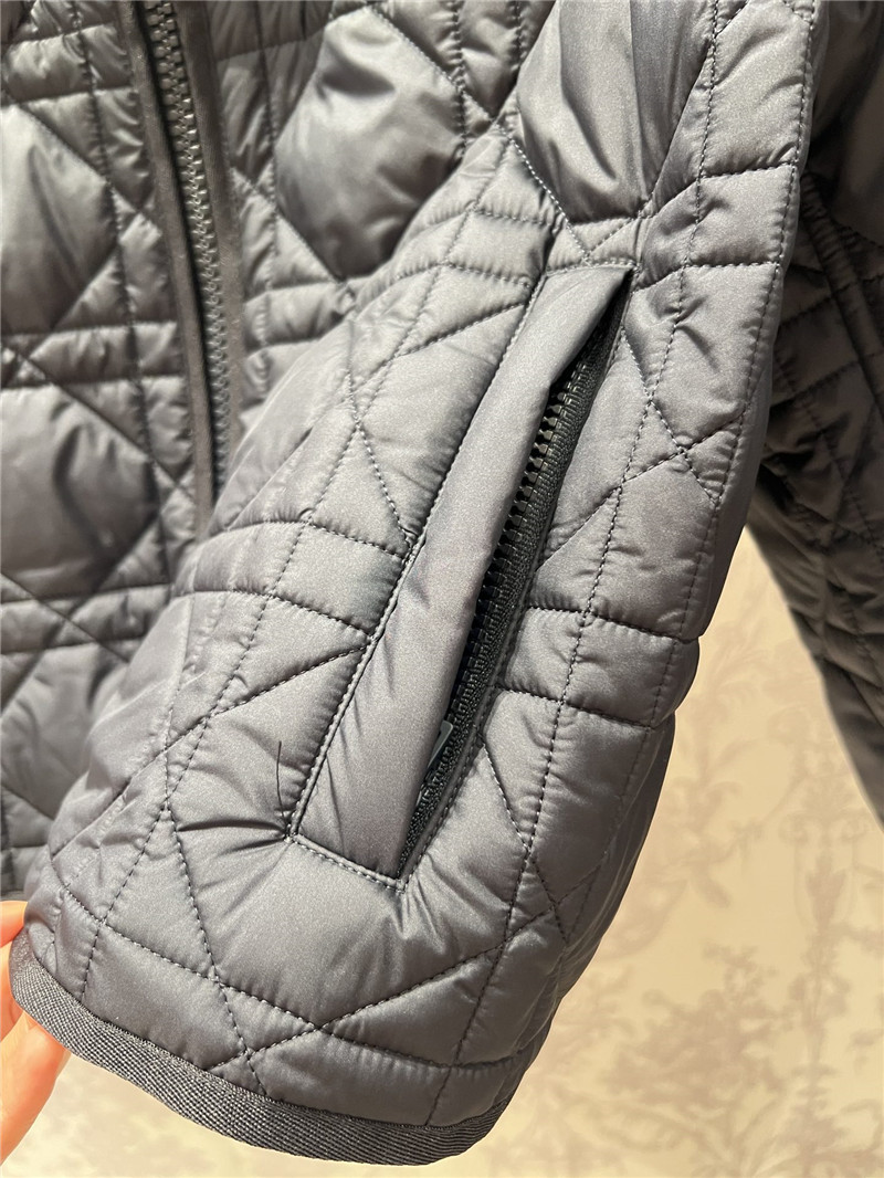 D10r hooded zip-up cotton jacket