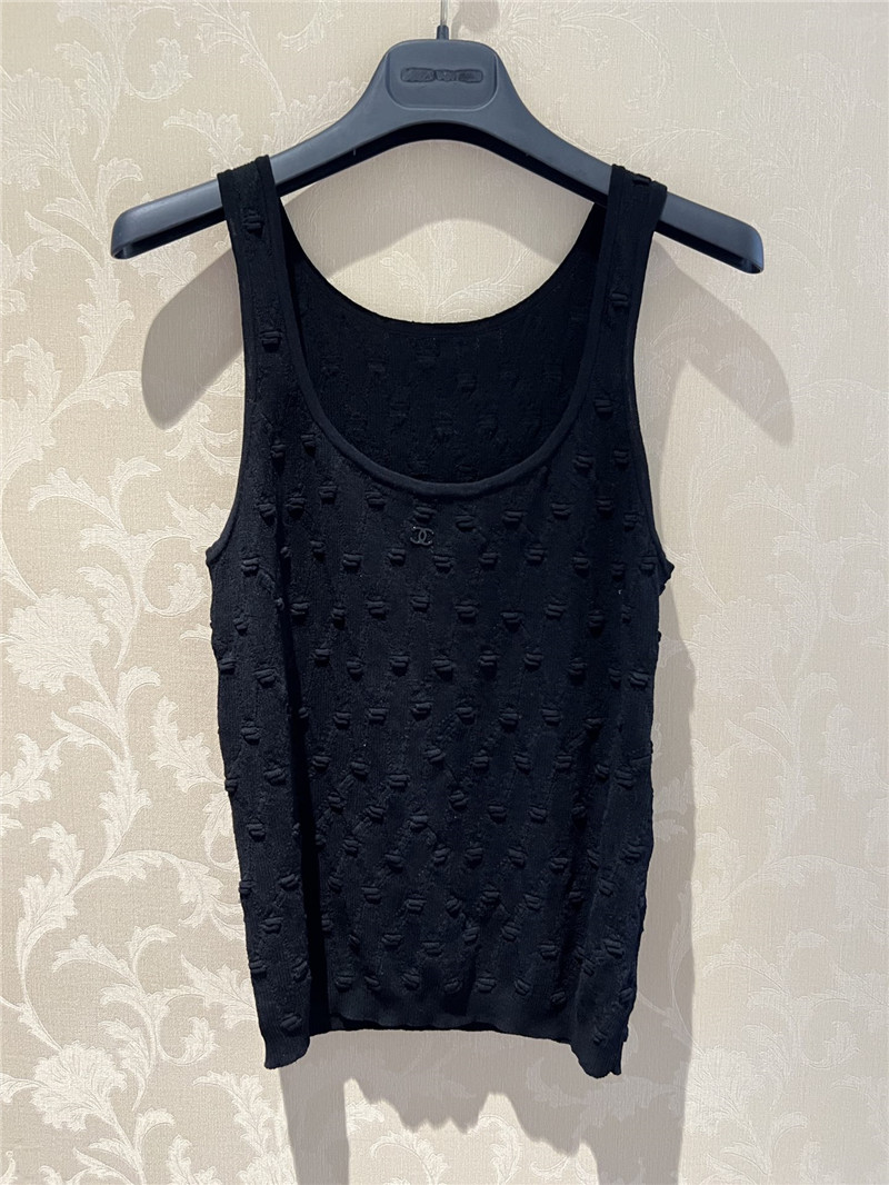 Ch**el jacquard knit vest in black