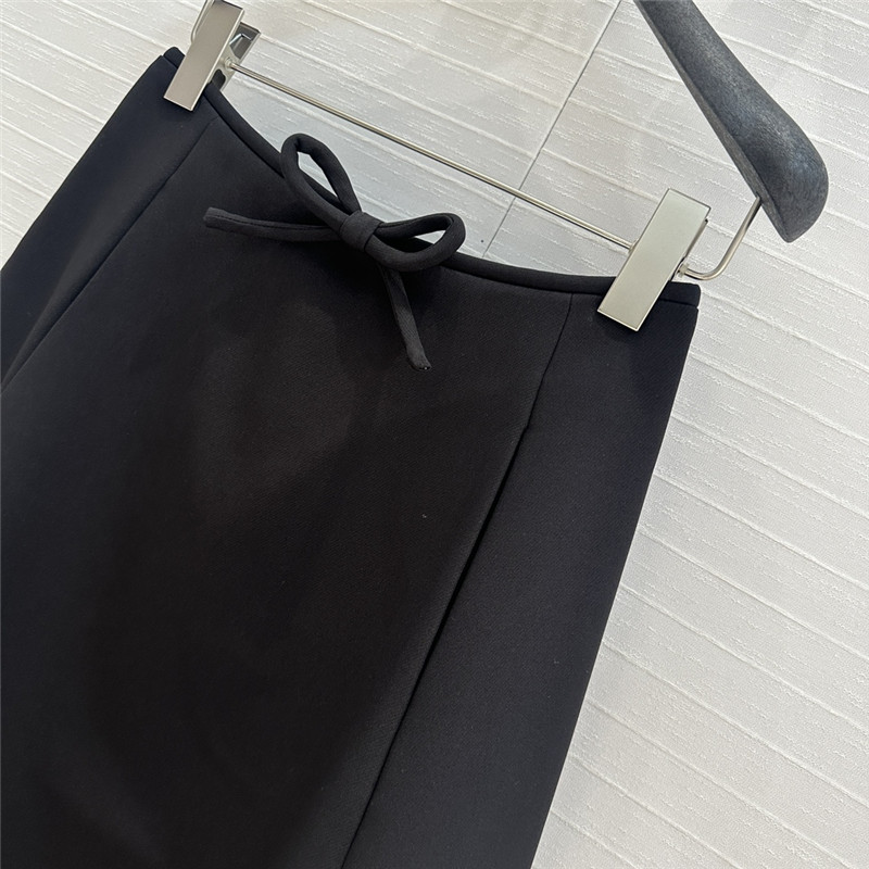 Va1e*ntin0 piping trim maxi skirt