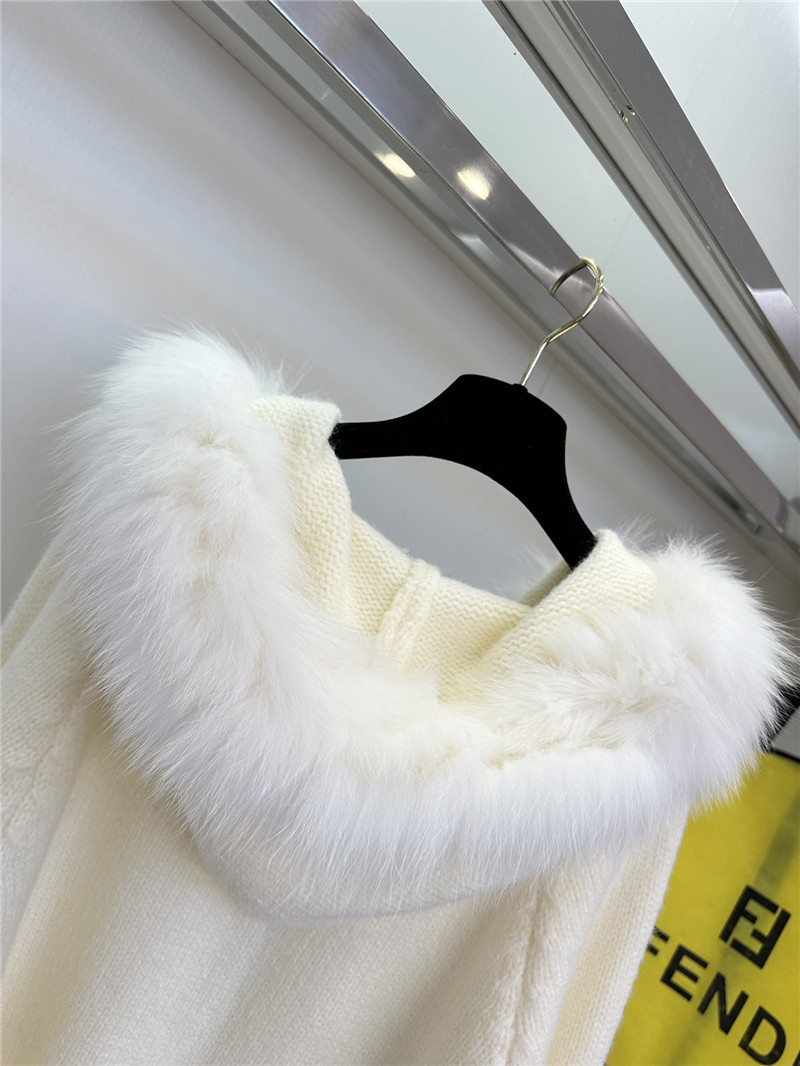 F**di fur-trim hooded zip sweater white