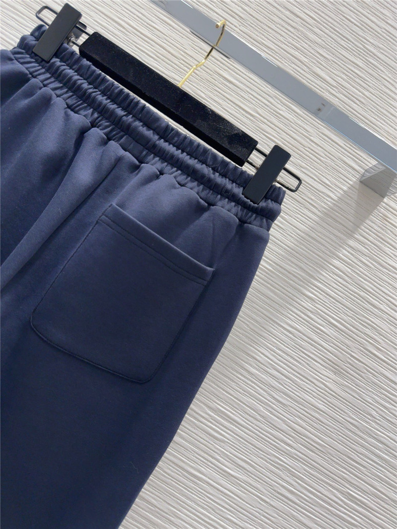 D10r new suit
