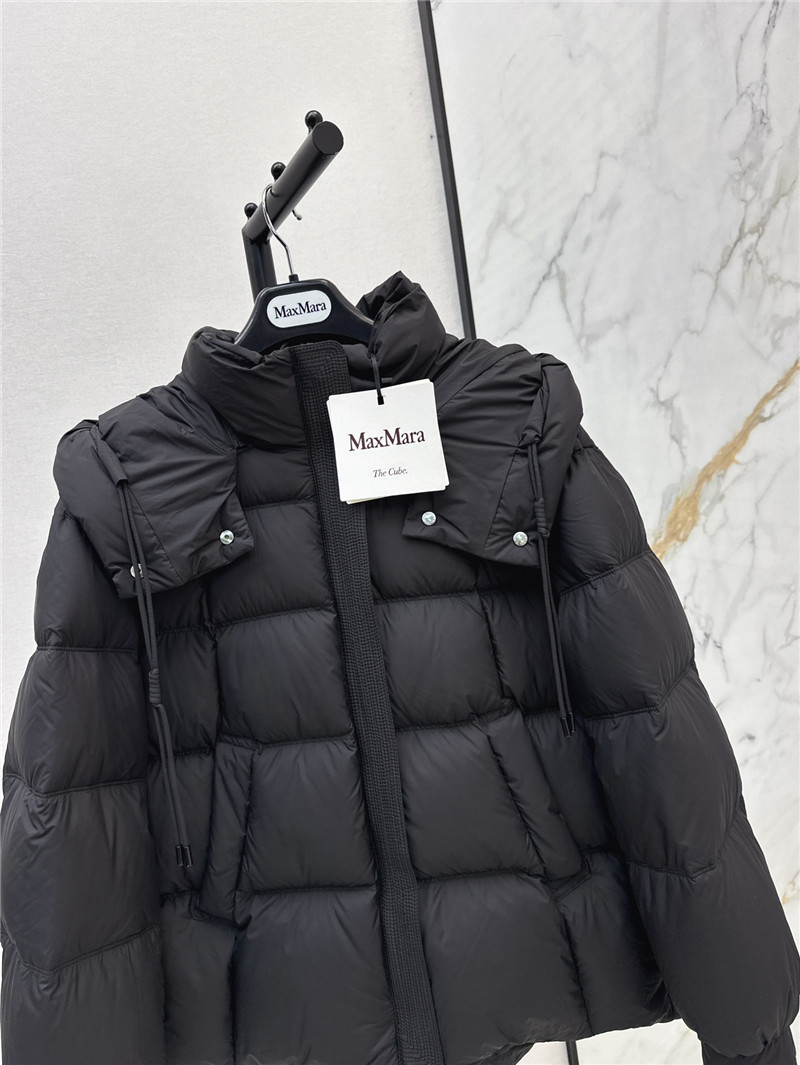 Vanitoo hooded down jacket