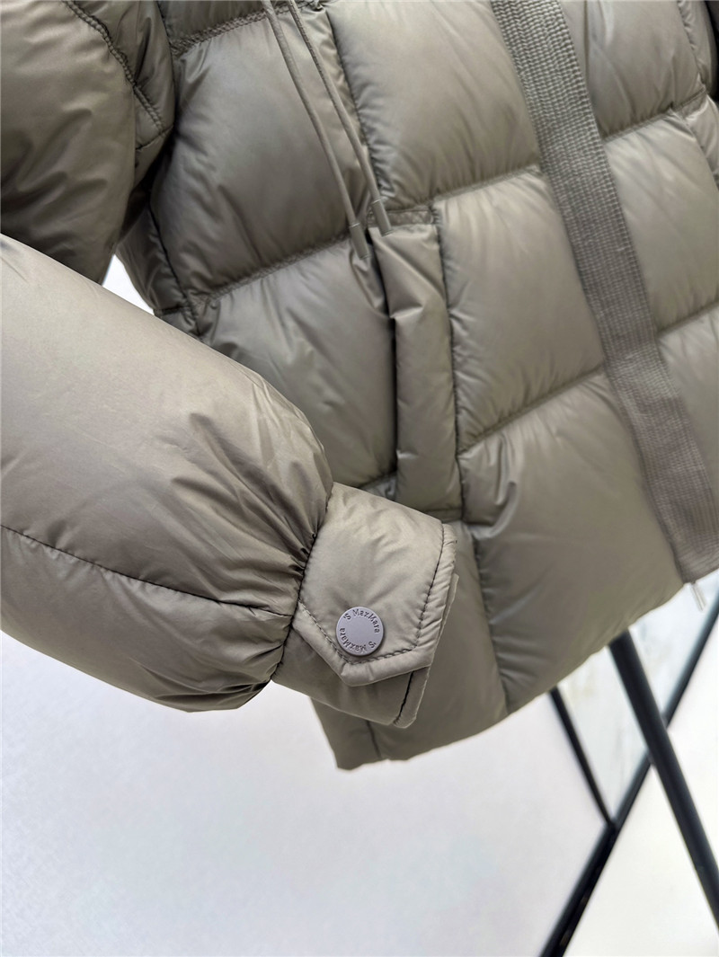 Vanitoo hooded down jacket