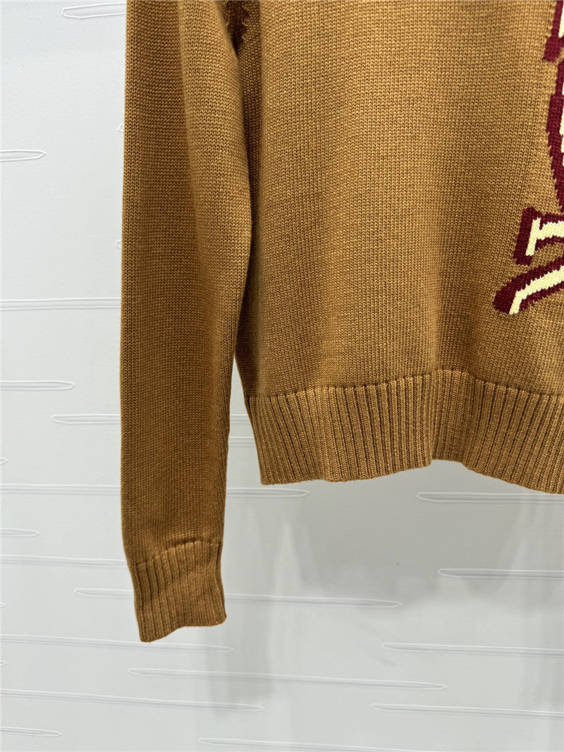 D10r x lewis hamilton brown sweater