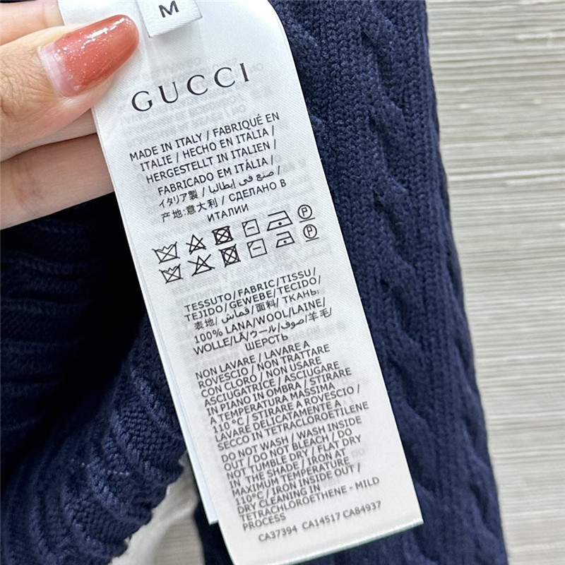 Gvc*1 half-zip cable wool sweater navy