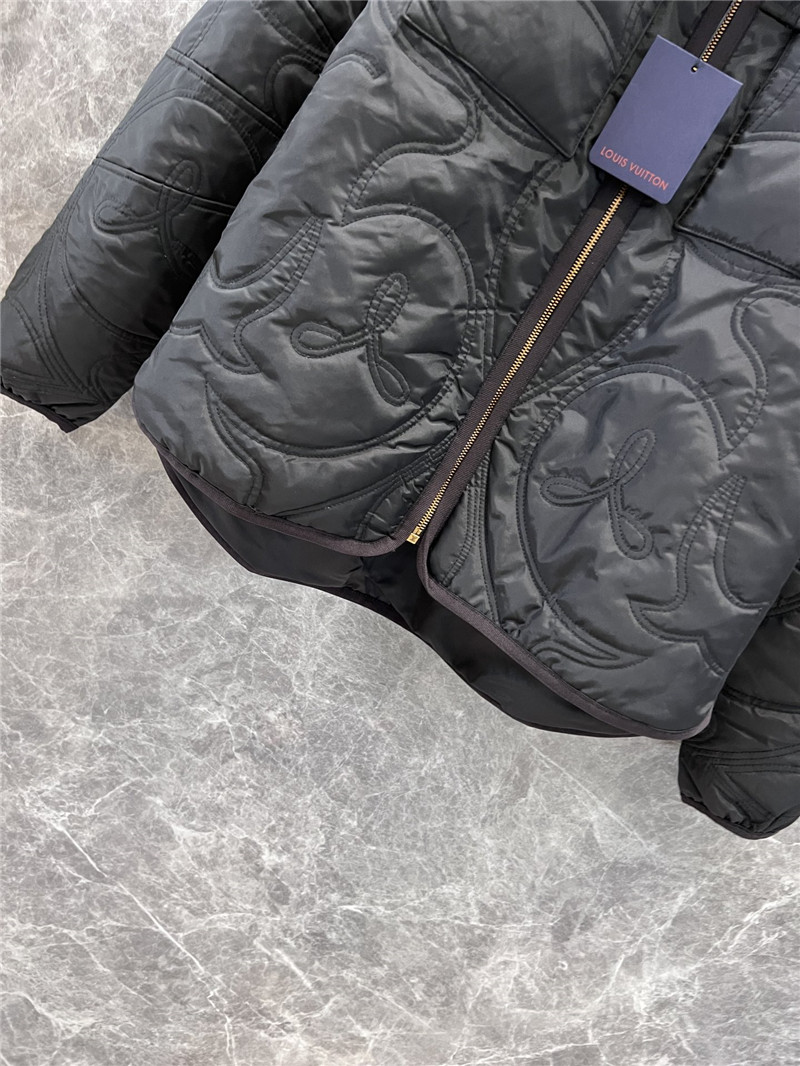l0vis Vvtt0n lv padded jacket