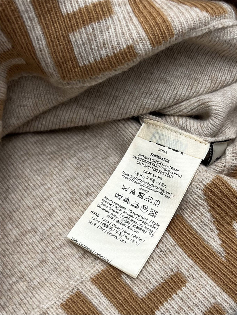 F**di logo ribbon wool sweater beige