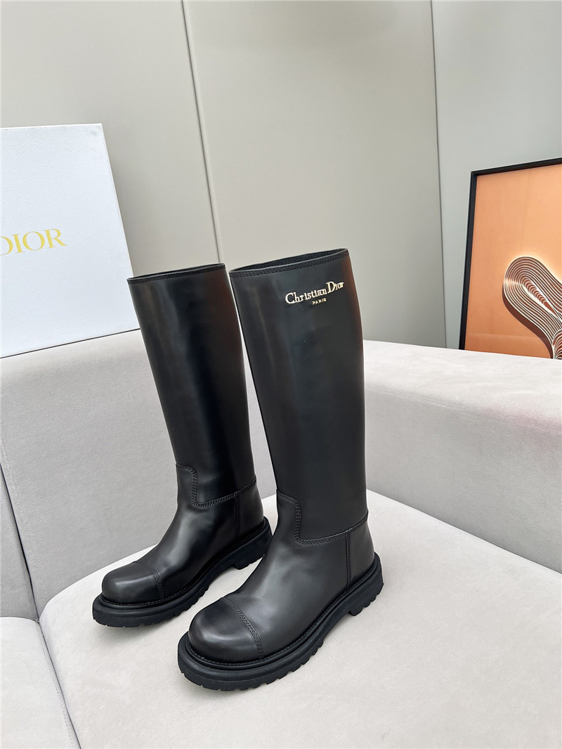 D10r d-scots boots