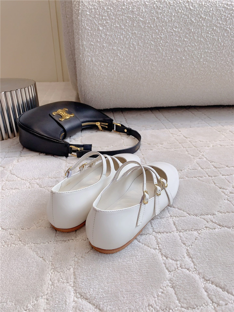 Ce1i*e babies ballerinas white patent calfskin