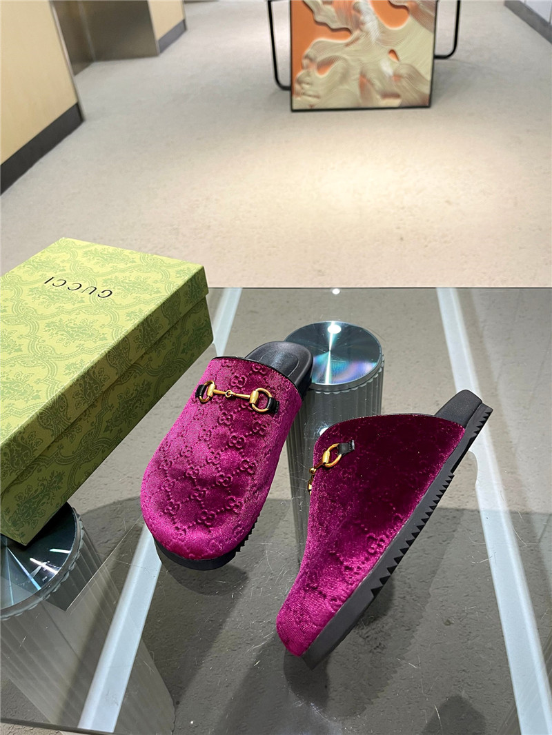 Gvc*1 horsebit mule fuchsia gg suede