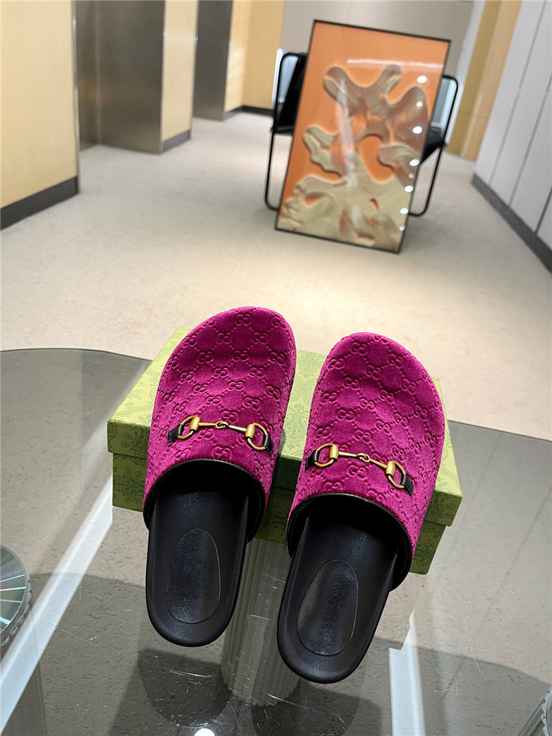 Gvc*1 horsebit mule fuchsia gg suede