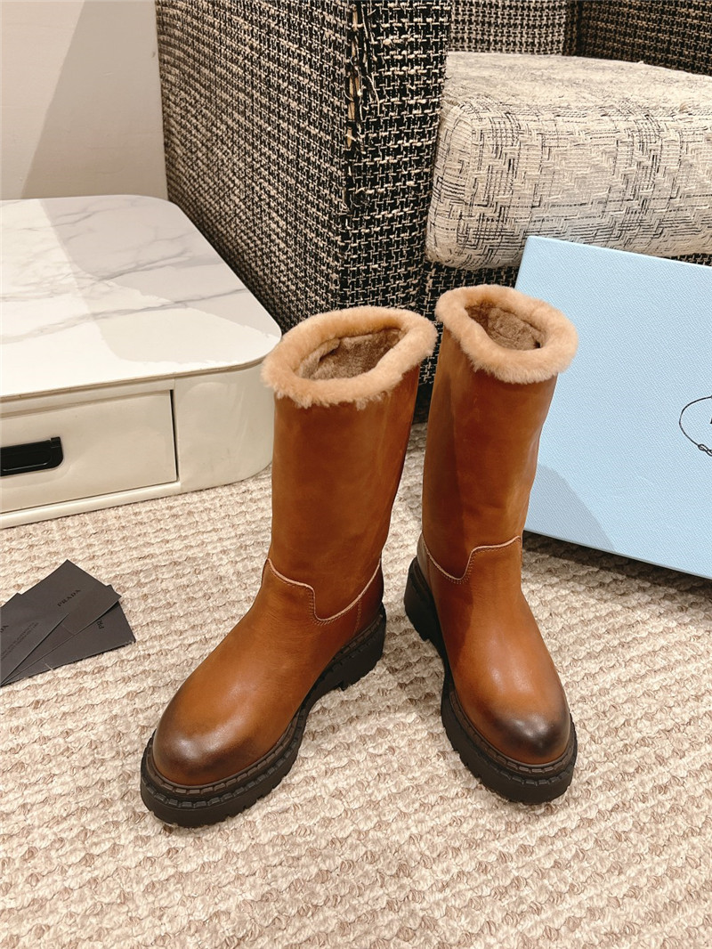 Pra*a women brown shearling leather boots