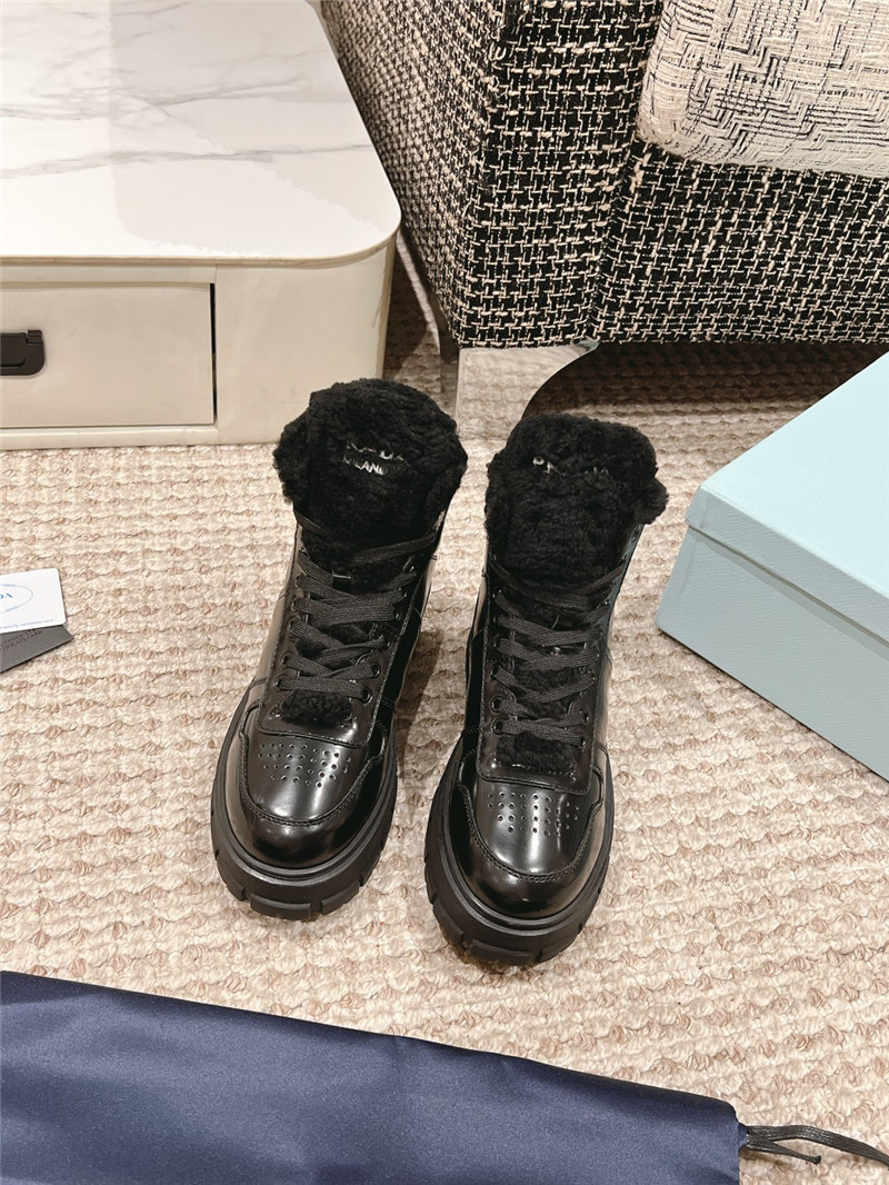 Pra*a patent leather winter platform sneakers