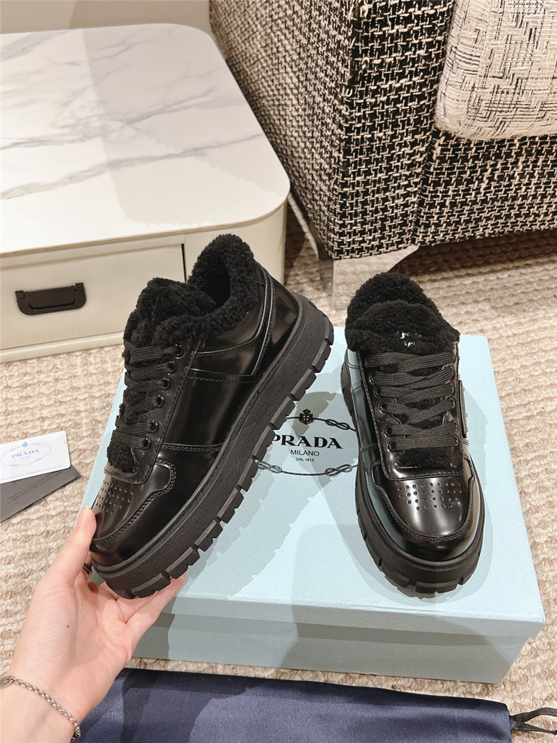 Pra*a black patent leather winter sneakers