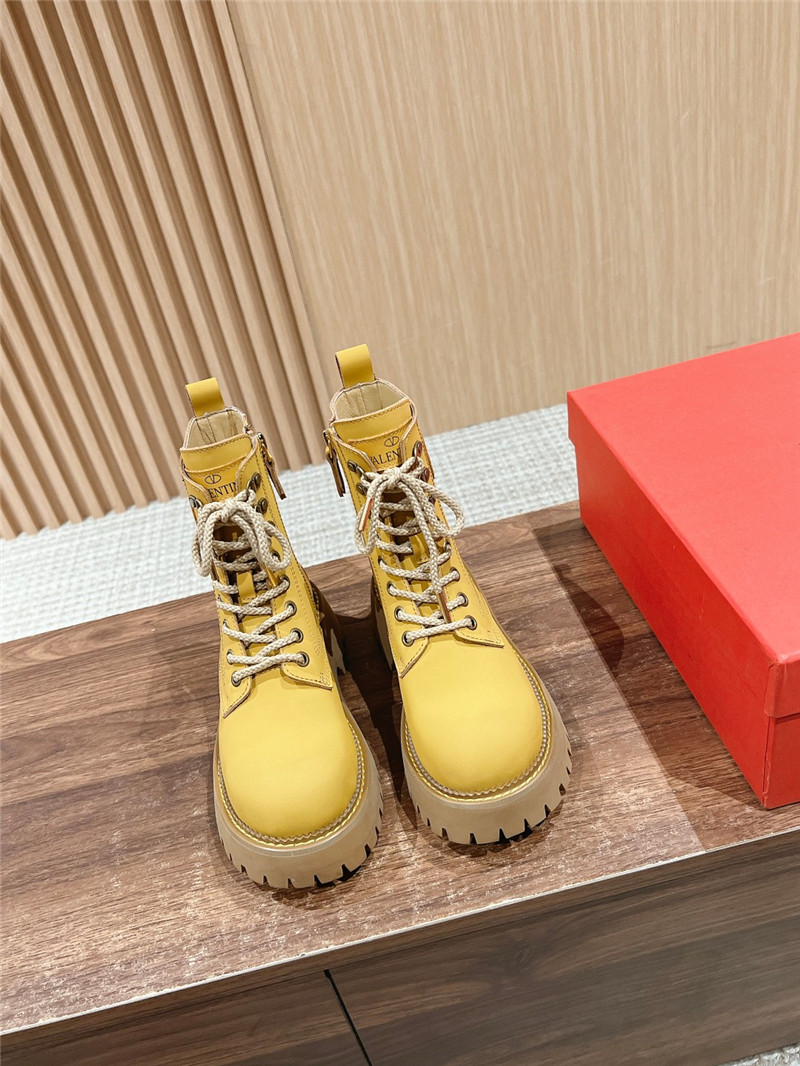 Va1e*ntin0 lace-up platform boots