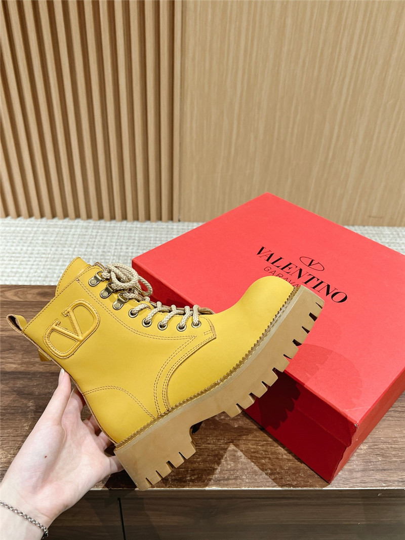 Va1e*ntin0 lace-up platform boots
