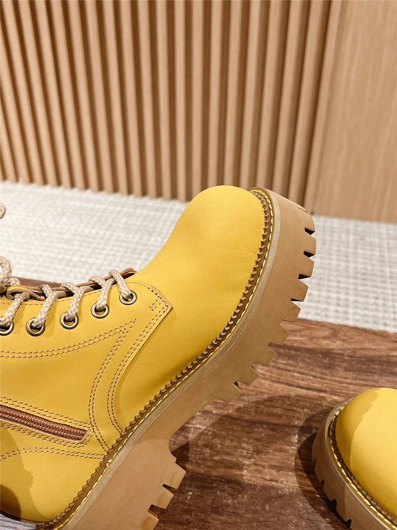 Va1e*ntin0 lace-up platform boots