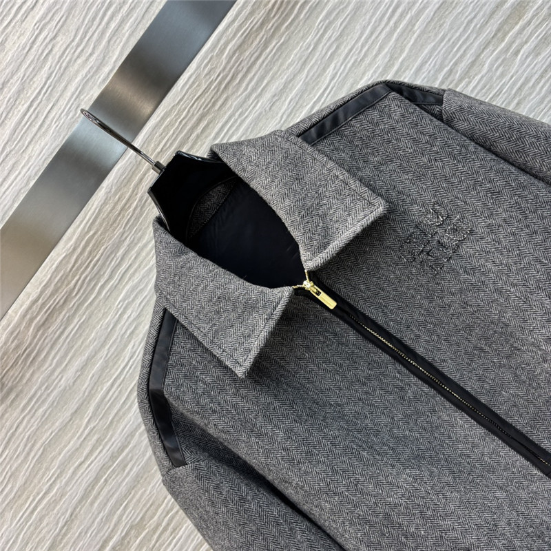 M1um1u contrast color jacket