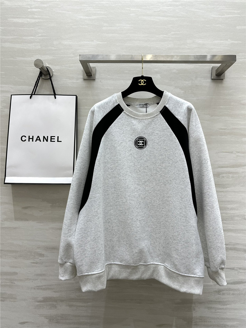 Ch**el patchwork loose fleece sweatshirt grey