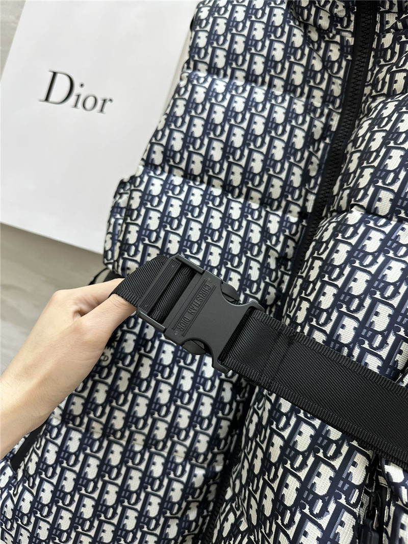 D10r stand collar jacket down vest