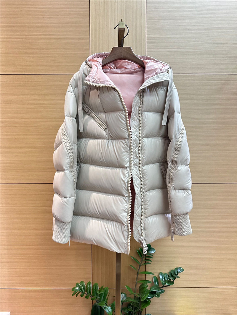 Moncler popular down jacket