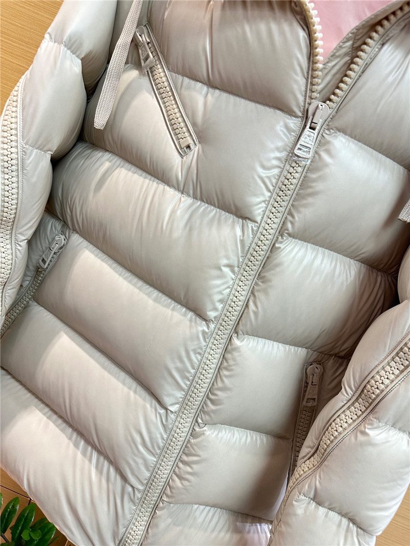 Moncler popular down jacket