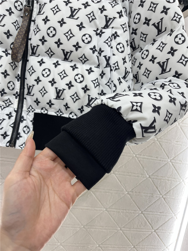 l0vis Vvtt0n lv jacket down coat