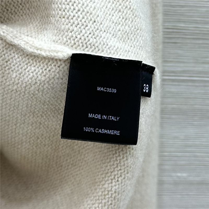 L0r0 P1ana trim beige cashmere sweater