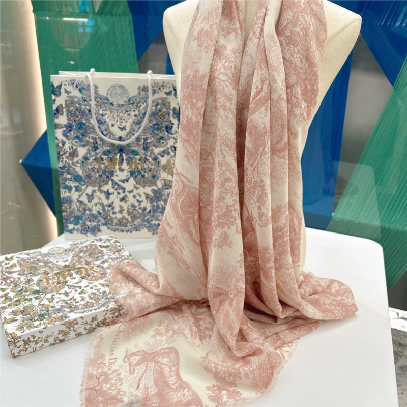 D10r jouy print shawl
