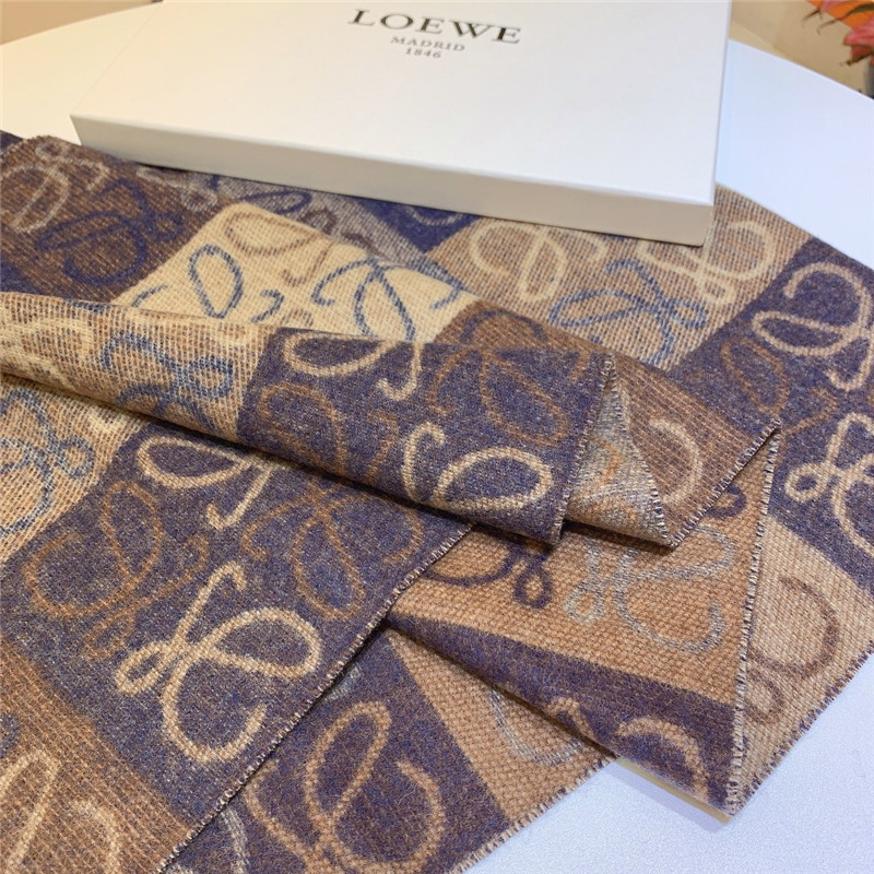 L0ew* two tone checkerboard scarf