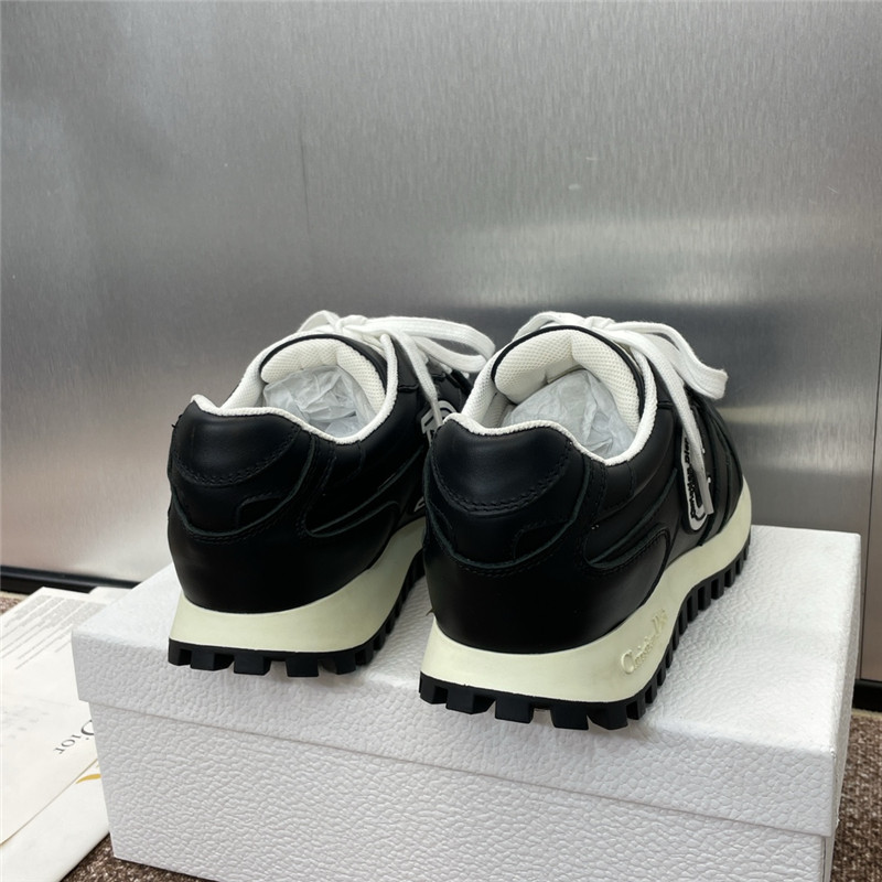 D10r black leather c’est sneakers