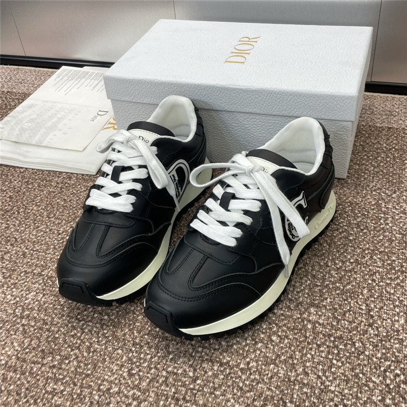 D10r black leather c’est sneakers