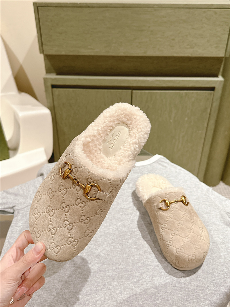 Gvc*1 wool horsebit mule in beige gg suede