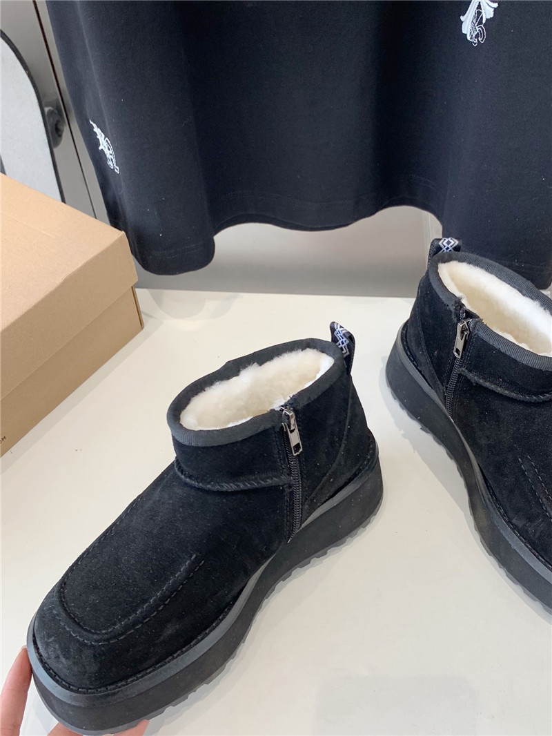 UGG Ultra Mini Platform Boots in Black
