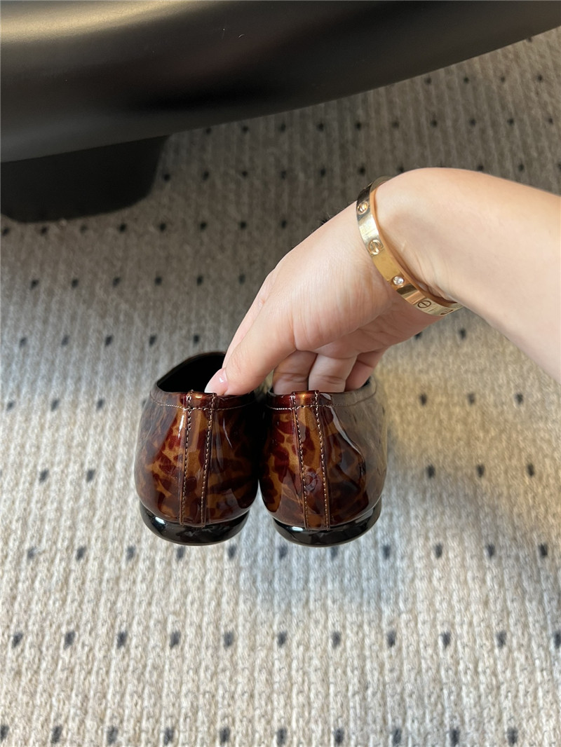 L0r0 P1ana primula ballet flat patent animalier