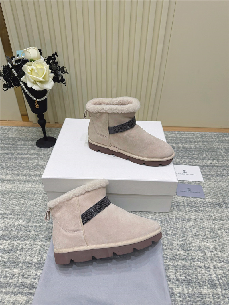 BC Grey Shearling-Lined Suede Boots