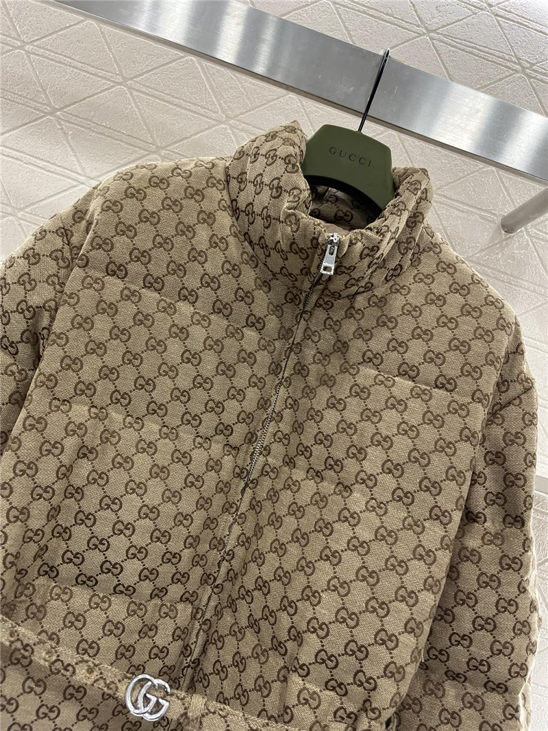 Gvc*1 jacquard belt down jacket