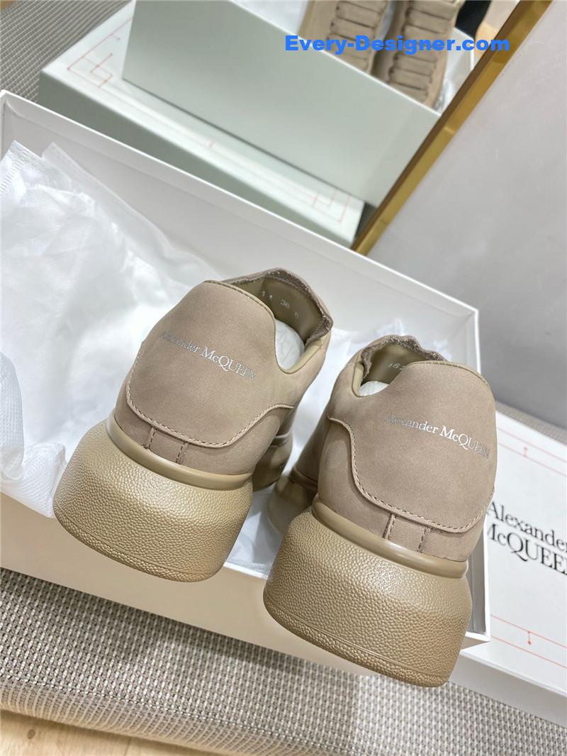 a1exa*der Mcqv*en macaron frosted sneakers