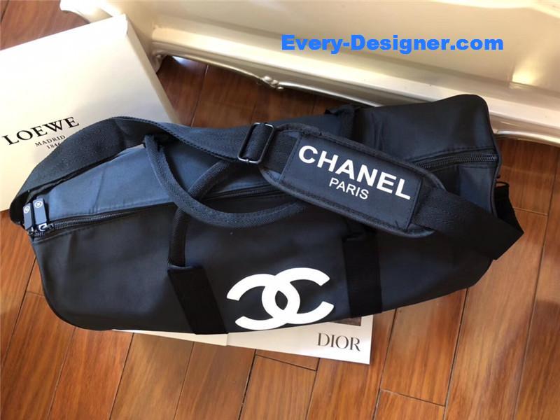 Ch**el logo luggage bag