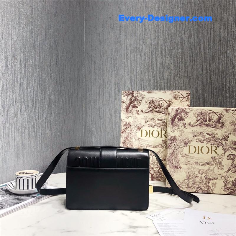D10r 30 montaigne bag black box
