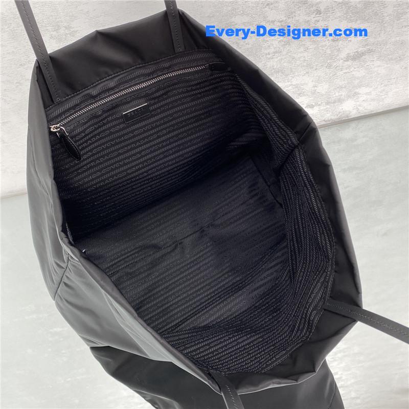 Pra*a nylon shopping bag