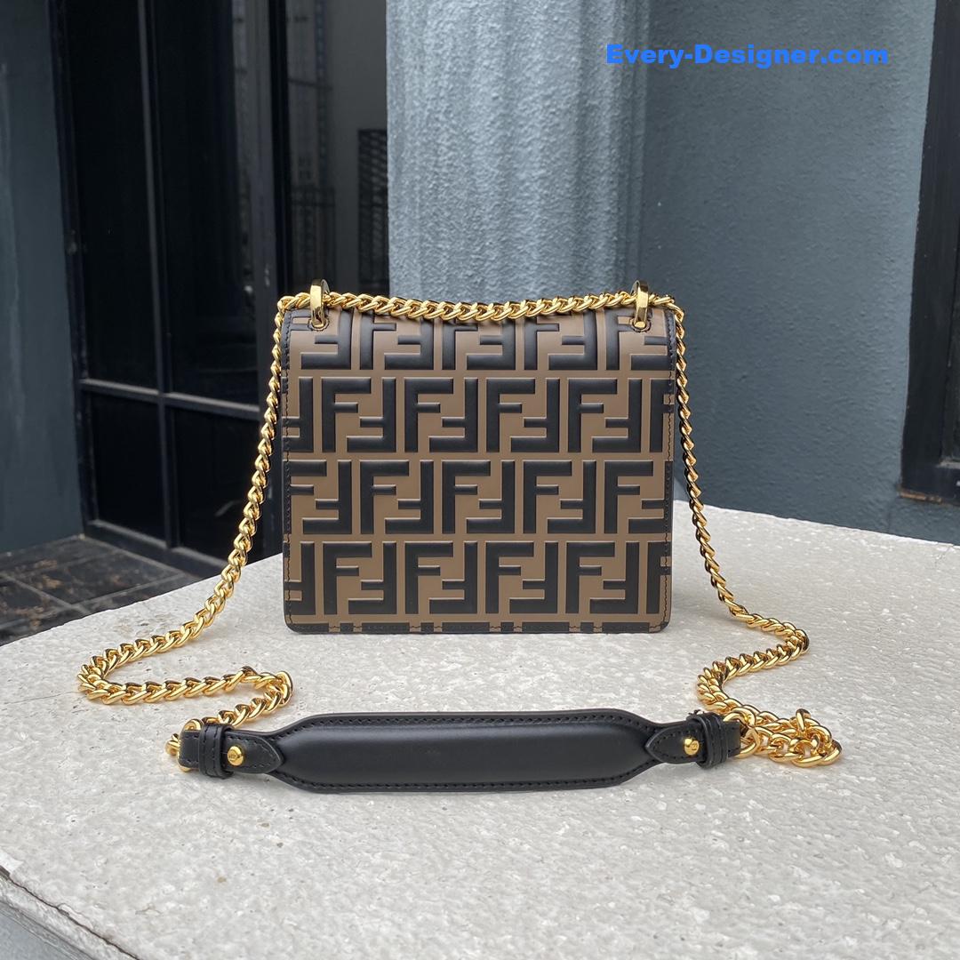 F**di kan i shoulder bag