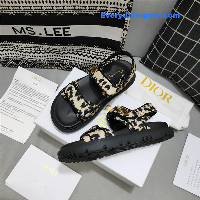 D10r mizza pattern D10ract sandals