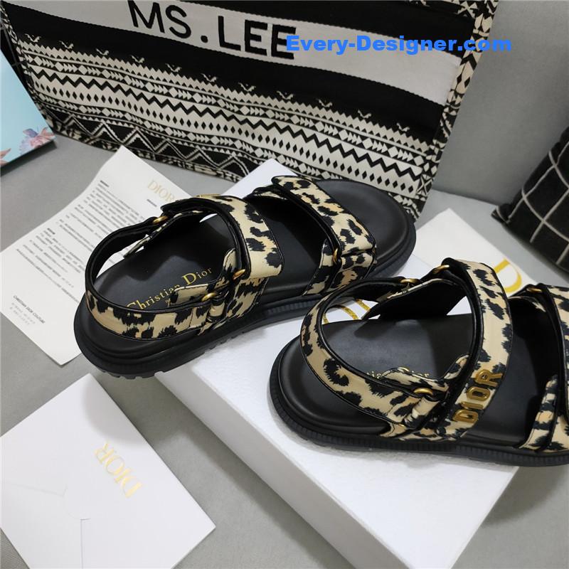 D10r mizza pattern D10ract sandals