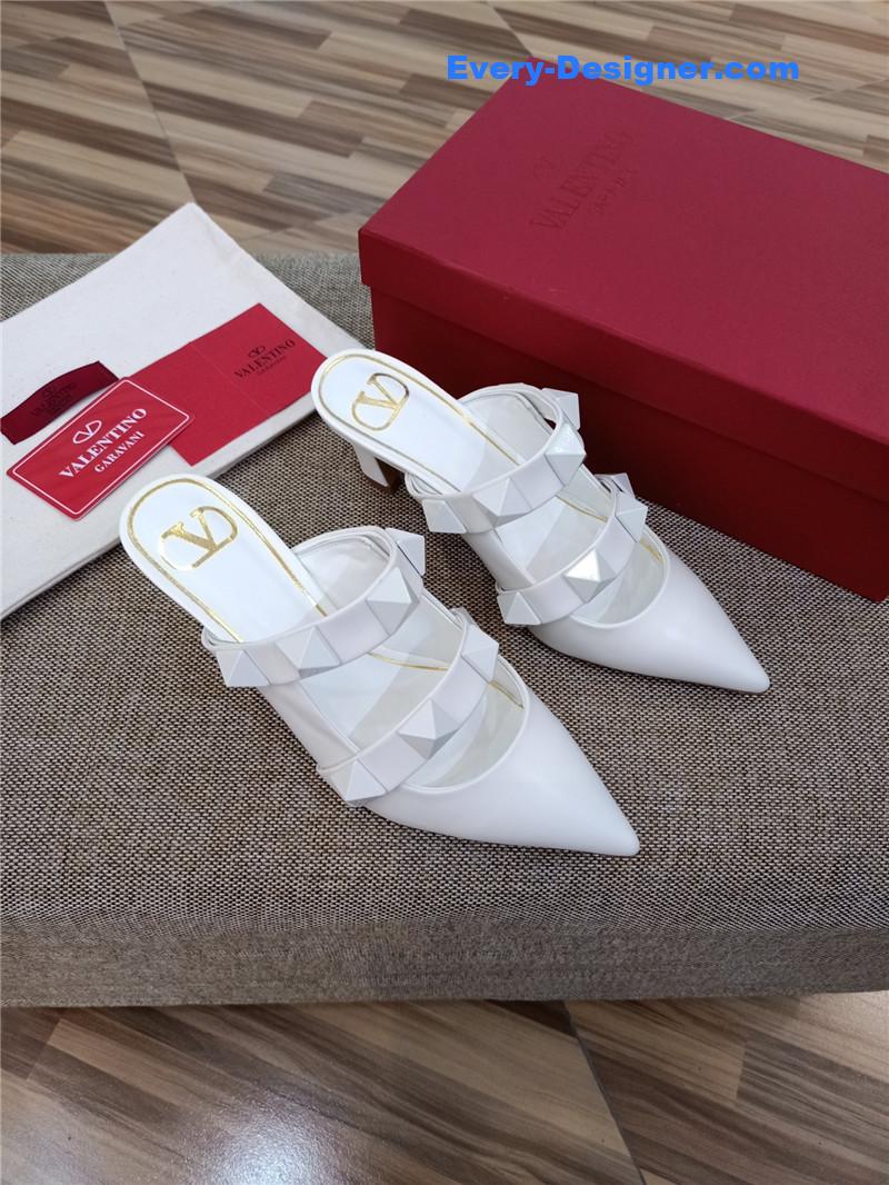 Va1e*ntin0 logo bronzing sandals