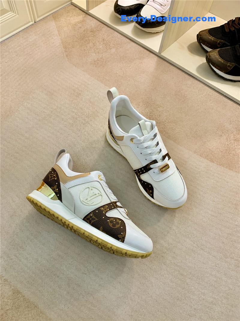 l0vis Vvtt0n lv run away sneakers