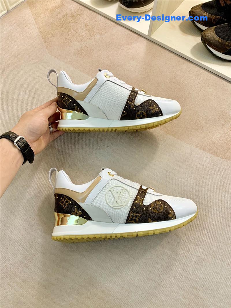 l0vis Vvtt0n lv run away sneakers