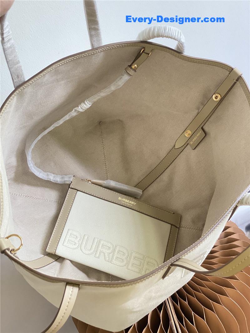 Bv*b*rry beach tote bag